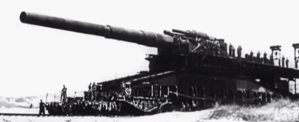 Гифки артиллерия. Шверер Густав пушка 1941. Шверер Густав пушка перезарядка. Дора. Карл Густав танк.