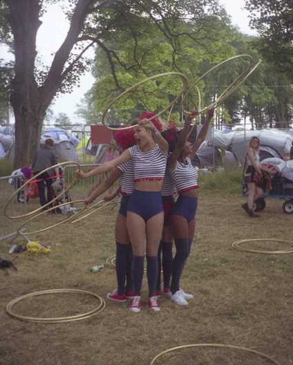 hula hoop,3d,wiggle,nishika,nimslo,3d photo,hubba hubba,festival,wilderness,girls girls girls,xerion567