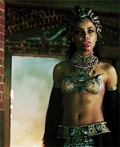 The vampire chronicles aaliyah queen of the damned GIF.
