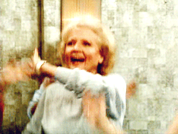 smiling,tv,betty white,dance,happy,dancing,smile,excited,happy dance,suicidas