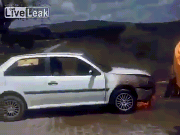 car,fire,how,engine