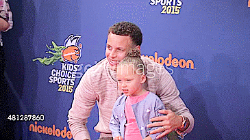 basketball,nba,popular,warriors,golden state warriors,stephen curry,curry,riley,kids choice awards,kids choice sports,riley curry,finnish,tabaco,dropped catch,wwwrobohobbycom,experiements