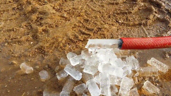 ice,frozen,pipe,cubes