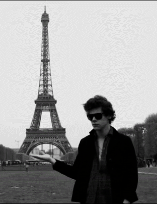harry styles,tour eiffel,black and white,one direction,1d,paris,harry,directioner,eiffel tower,1d blog,one direction blog,rad,brent taddie