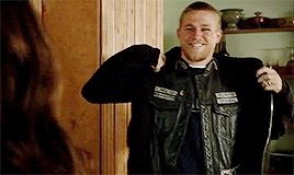 jax teller,im too weak,sons of anarchy,charlie hunnam,soa,kill me,btw,soaedit,requested by,soamine,lynn why did you make me do this,kingtrager,i love charlie too much