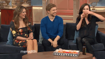 william moseley,beer,action,drink,shots,meredith vieira,the meredith vieira show,tmvs,elizabeth hurley,the royals,claire coder,minecraft multi