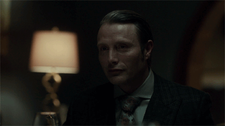 table lamp,movies,smiling,mads mikkelsen,s02e14