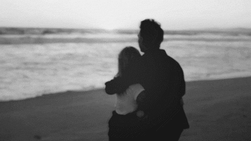 hug,couple,love,beach,see,cute,heart,dreamer