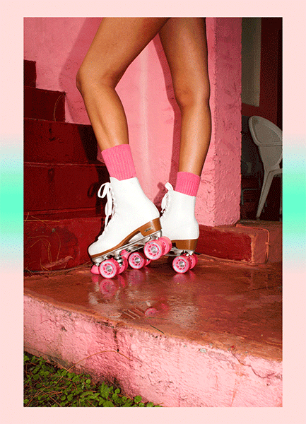 Roller skates mode GIF.