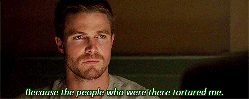 arrow,stephen amell,oliver queen,katie cassidy,laurel lance,detective lance,you dont win friends with salad