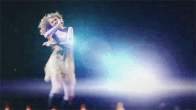 hair flip,taylor swift,ts,tswift,red tour,taylor alison swift,speak now tour,fearless tour