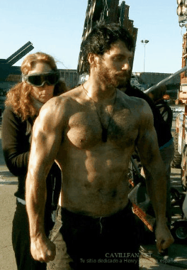 henry cavill,abs,pecs,shirtless,hairy,man of steel