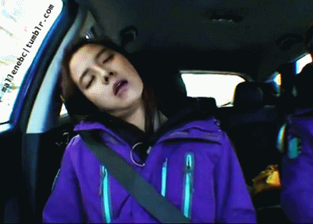 song ji hyo,running man,drool,exhausted,tv,tired,passed out