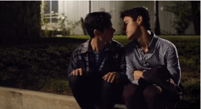 GIF animado: kiss s still love him tumblr gay.