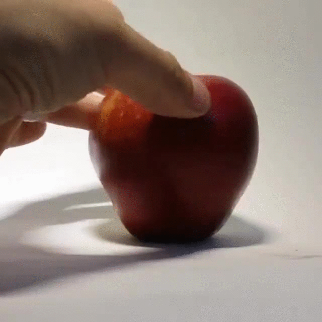 Кинуть яблоко