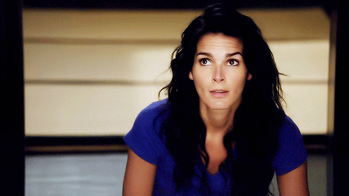 jane rizzoli,rizzoli and isles,she just wants out,poor woman,its like they are speaking another