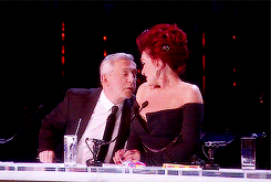 sharon osbourne,x factor,my graphic,x factor uk,louis walsh,sam bailey,that shoulder kiss was really cute thought