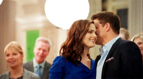 booth and brennan,perfect,bones,blue dress,the party in the pants,six feet under hbo,bones 8x22 the party in the pants