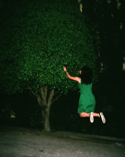 green,dress,2009