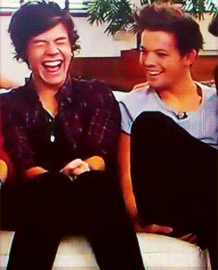 one direction,love,happy,larry stylinson,i love them,harry and louis,larry laughing