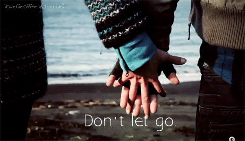 holding hands,tumblr,tumblr couple,cute,couple,not surised