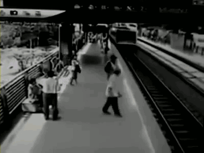 scary,close,footage,train