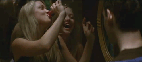 This Gif is about amber heard,movies,party,friends,drink,amanda seyfried. 