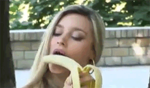 Animated GIF: banana.