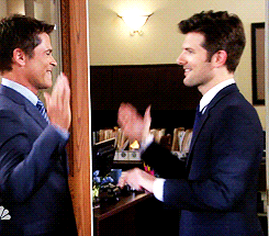 high five,parks and recreation