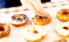 doughnut,food,sprinkle