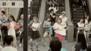k pop,kpop,dancing,wonder girls,flash mob
