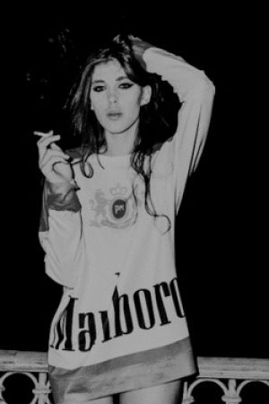 girl,black and white,smoke,orioto,nightgrain