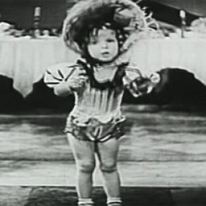 shirley temple,old hollywood,1933,film,black and white,vintage,classic film,1930s,classic hollywood,vintage s,child star,bonnet,early career,kriaukle,kavos tirsciai,angry mug