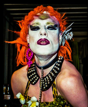 makeup,3d,lgbt,drag,queer,stereoscopic,35mm,glastonbury,katebones,gaypride,block9,festival
