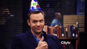 thumbs up,feliz cumpleanos,hbd,birthday,happy birthday,joel mchale,birthday hat