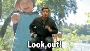 scared,chris pratt,fear,dinosaurs,look out,amazing