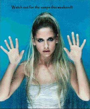 sarah michelle gellar,creepy,trapped,buffy,buffy summers,celebrities,suspicious,vamps,watch out