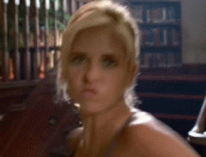 pegada,sarah michelle gellar,angry,fight,buffy the vampire slayer,punch,fighting,punching