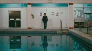 depresion,submarine,alex turner,movie,water,pool