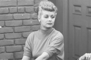 i love lucy,comedy,blah,desi arnaz,neh,nah,tv,television,vintage,retro,show,tongue,joke,lucille ball,50s,sticking out