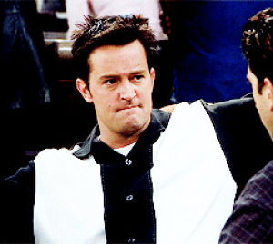 laughter,chandler bing,reaction,friends,queue,laughing,reaction s,matthew perry,yourreactions,cracking up,thats funny