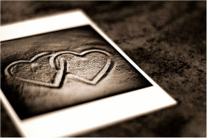 heart,love,girl,black,photo,sky,sun,truth,key,fingers