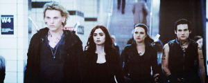 the mortal instruments,city of bones,isabelle lightwood,clary fray,jace wayland,alec lightwood