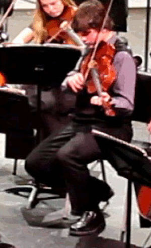 violin,fail,sad,broken strings,broken violin
