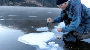 methane,lake,ice