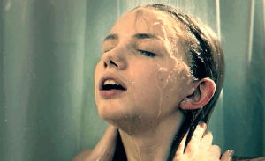 shower,i cant even with this flawless show,cassie ainsworth,skins,cassie,hannah murray,skins pure