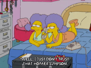 happy,season 20,episode 5,phone,bed,selma bouvier,disappointed,patty bouvier,smug,20x05