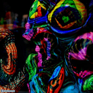 alien,sculpture,positive,colorful,artwork,psychedelic,monster,chris,dyer,roseland