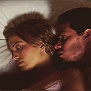 GIF hc blank space sexuell - animiertes GIF auf GIFER
