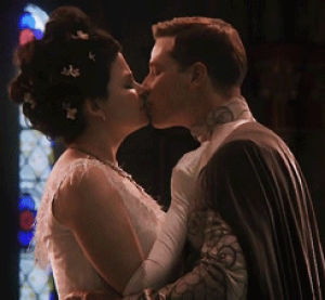 prince charming,king and queen,ouat,hands,snow white,kisses,happiness,s3,3x10,enchanted forest